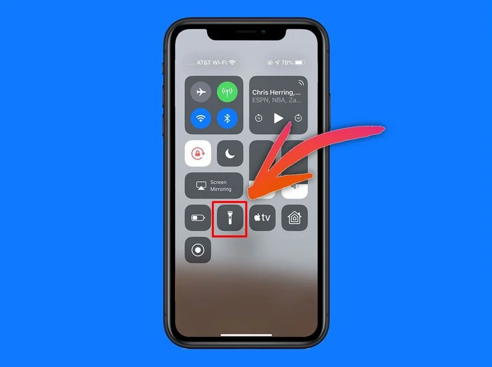 Turn Off Flashlight on iPhone 13 with control panel